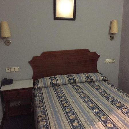 El Pilar Hotel ลาการ์โลตา ภายนอก รูปภาพ